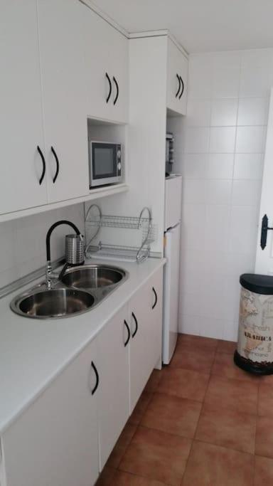 شقة Views, Family & Private Parking In Alto Albayzin غرناطة المظهر الخارجي الصورة